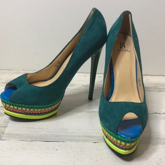 Scene Green Bright Bold Peep Toe Colorful 6 Inch Heel Size Ten - Picture 1 of 8